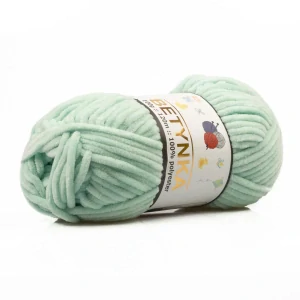 Betynka světle zelená č.307 – žinylková příze na háčkování