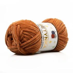 Betynka medově hnědá č.337